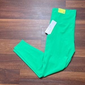 All in motion woman’s leggings. Brushed Sculpt Size XL New with tags.